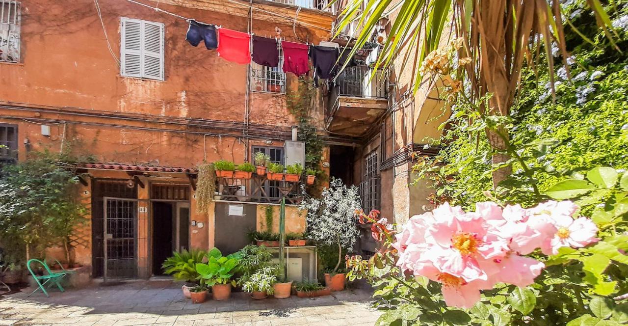 Casa Del Moro - Romantic Loft In Trastevere エクステリア 写真